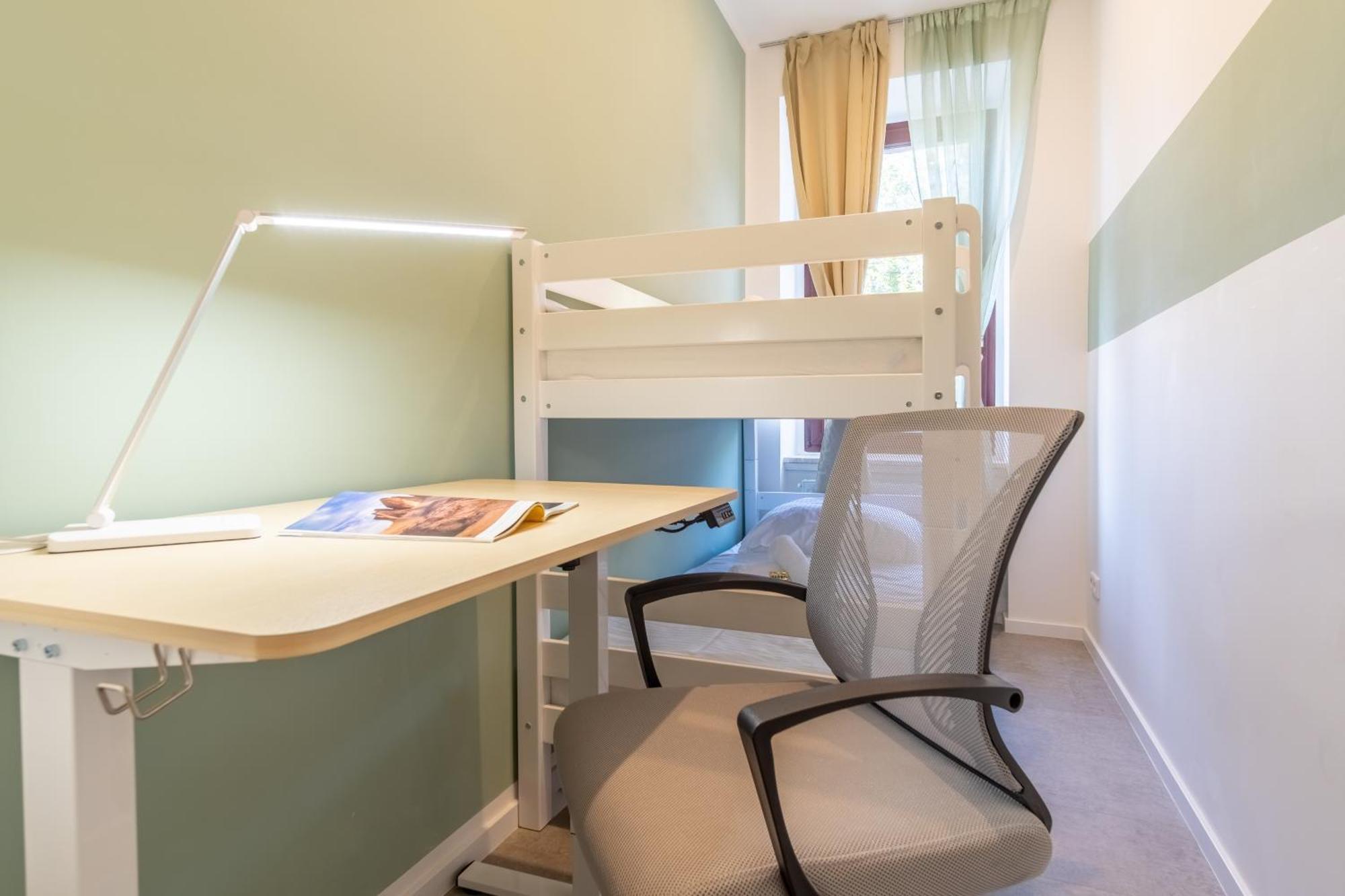 65 Zoll 4K Tv, Disney Plus, Soundbar, Kostenloser Kaffee, 5 Raeume Leipzig Exteriör bild