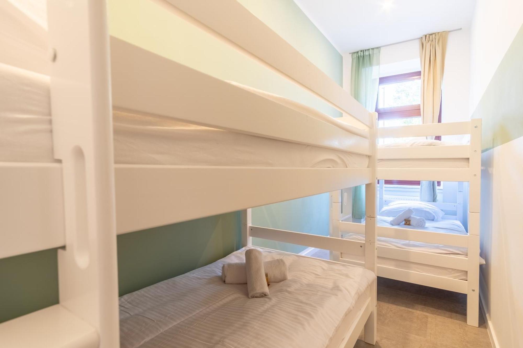 65 Zoll 4K Tv, Disney Plus, Soundbar, Kostenloser Kaffee, 5 Raeume Leipzig Exteriör bild